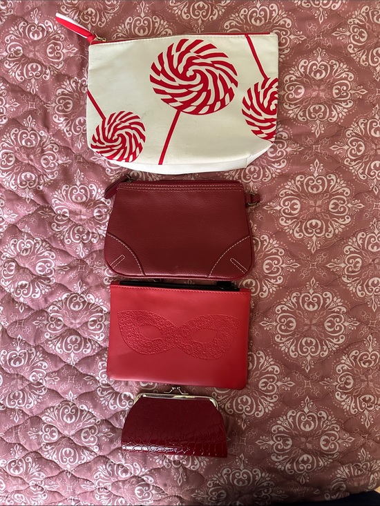 Handbags - Bundle of Makeup Bags